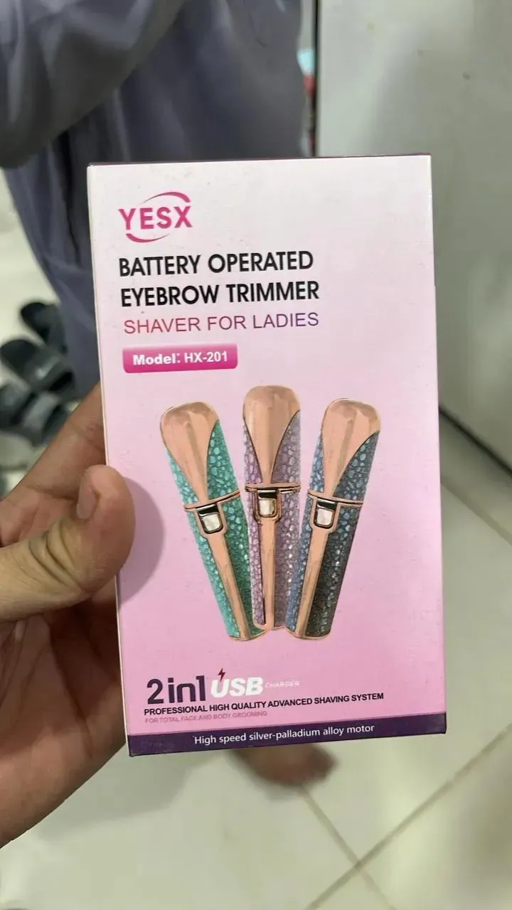 2-in-1 Rechargeable Eyebrow & body Trimmer - Image 7