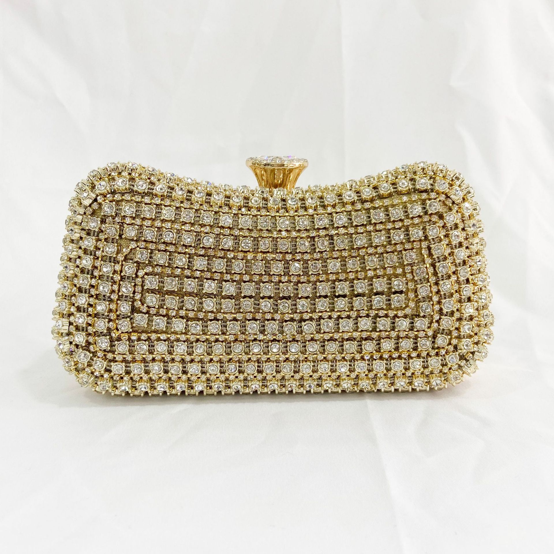 Diamond Encrusted Handbag for Pakistani Women Wedding Party - Image 7
